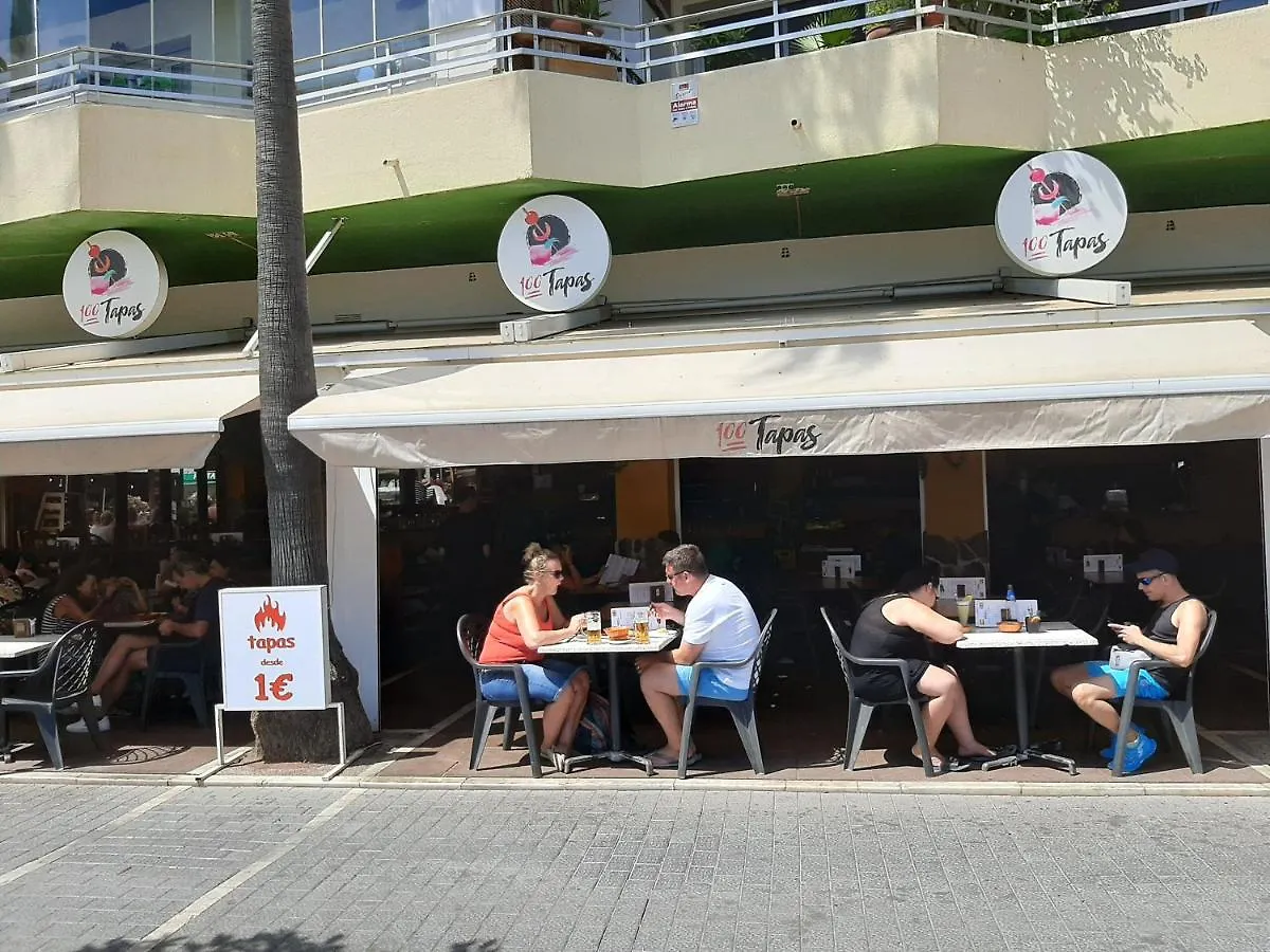Apartamento En Primera Linea De Playa B Centro De Marbella